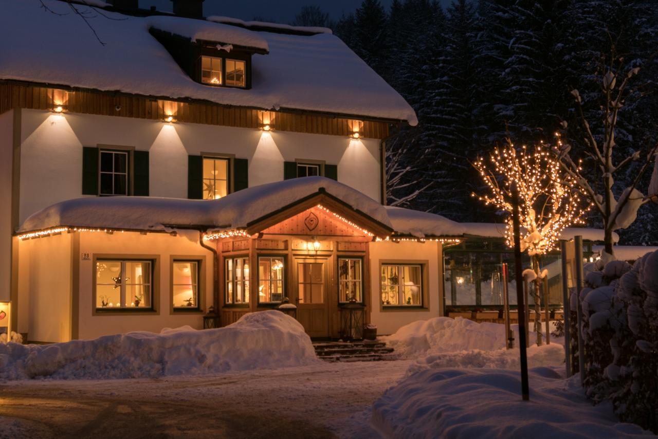 Waldruhe - Bett, Fruehstueck & Ein Laecheln Bed and Breakfast Bad Aussee Buitenkant foto